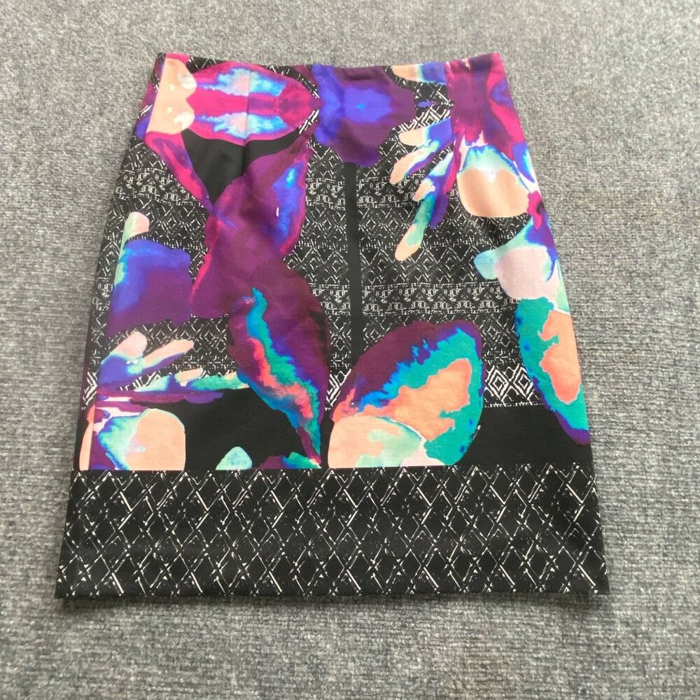 Antonio‎ Melani Skirt Women's 10 Multicolor Floral Print Professional Attire
